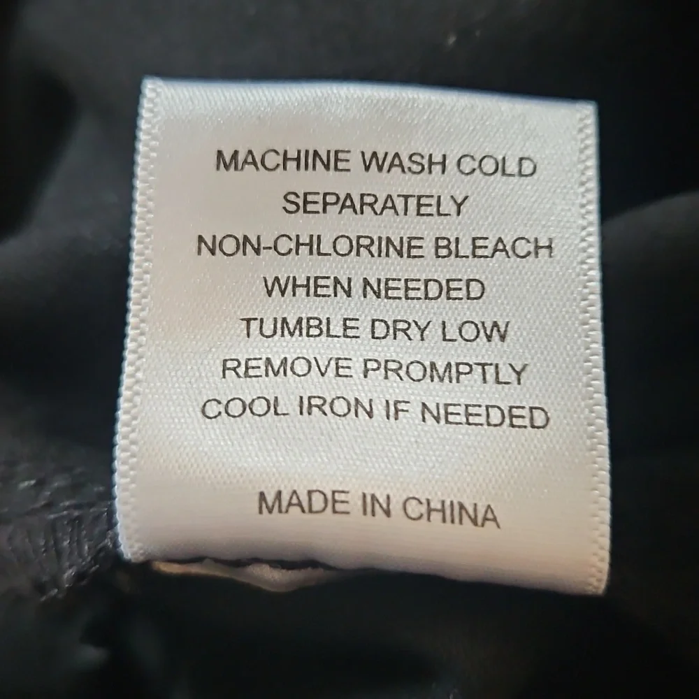 A Loves A High Rise Wide Leg Denim: Black: Size- 26 - Picture 13 of 13